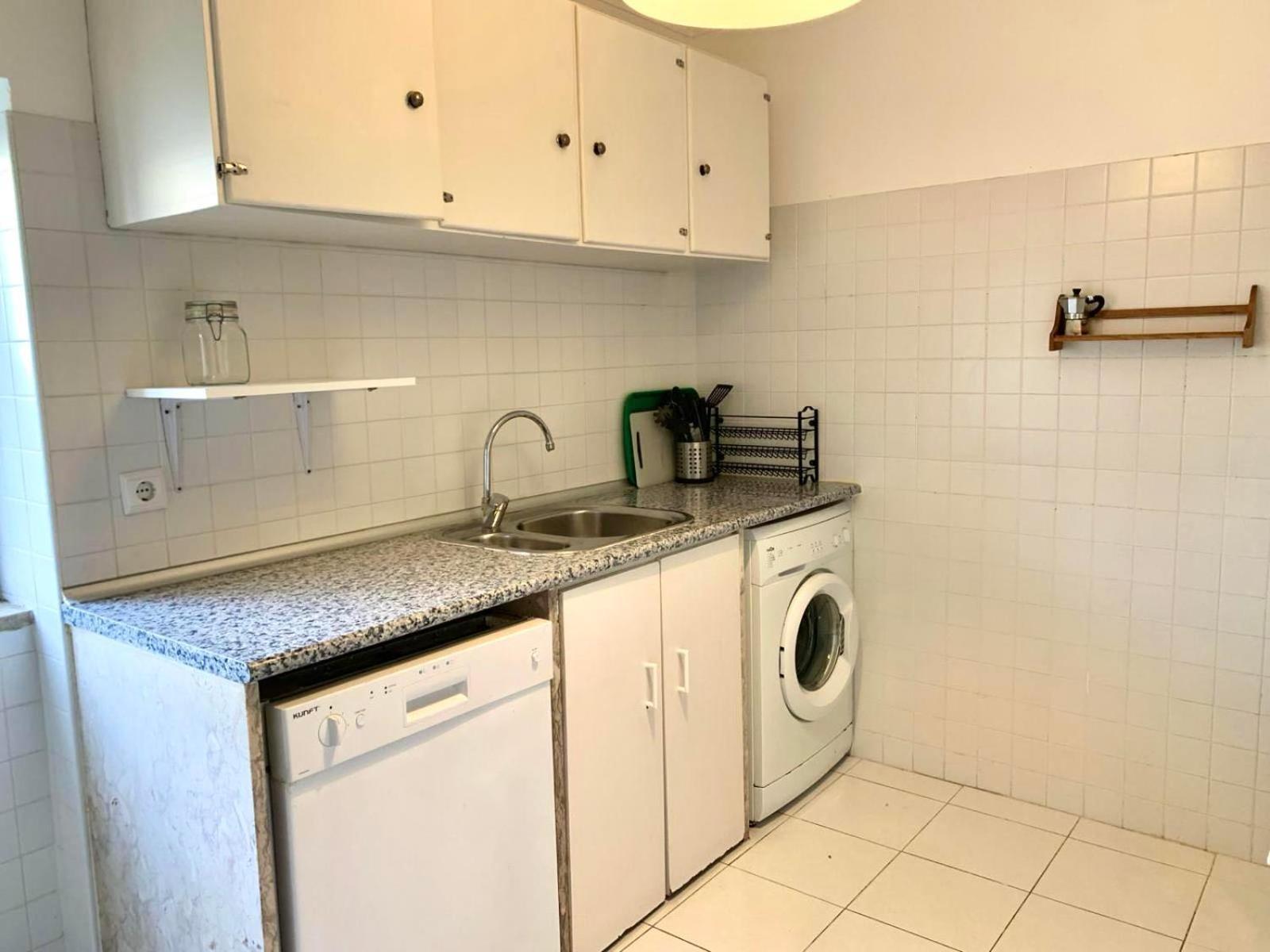Downtown Apartment *